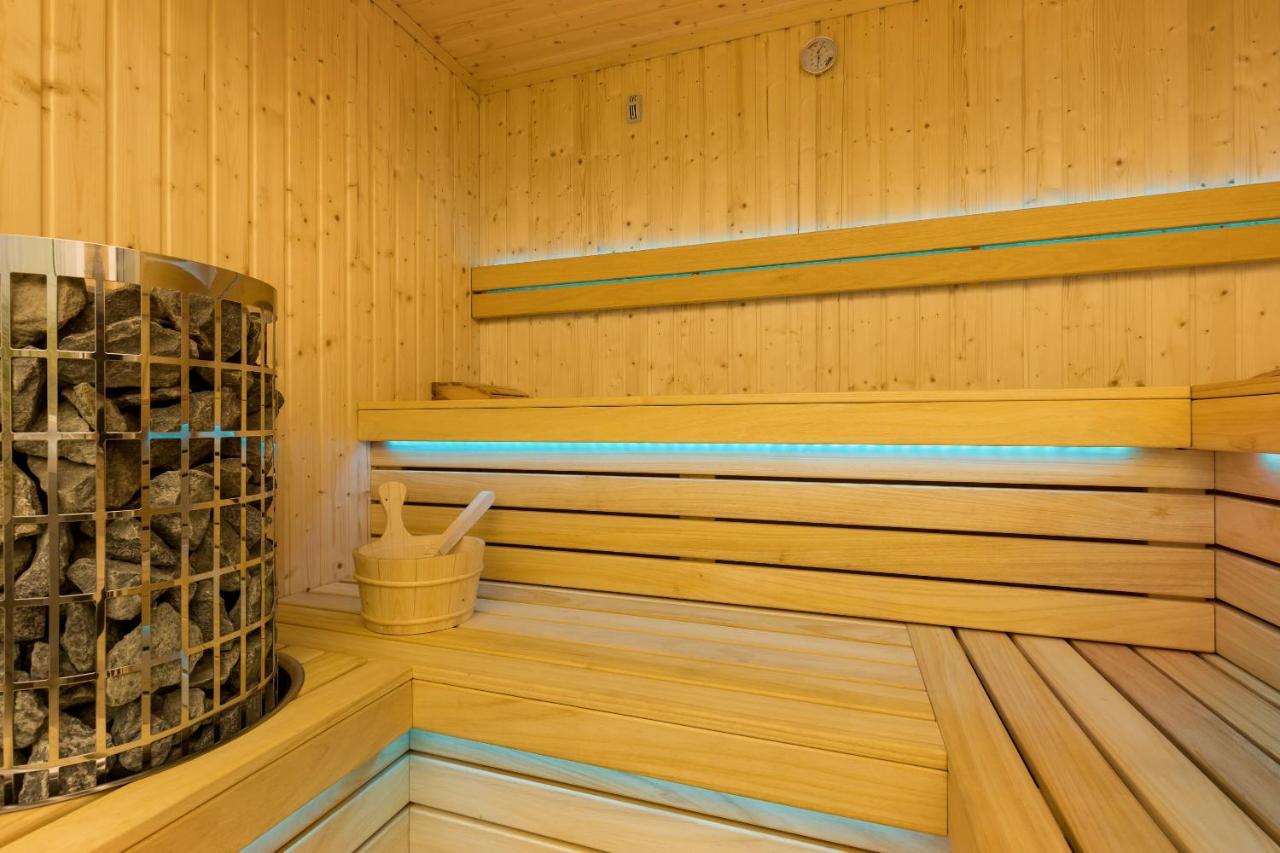 Underground Apartment In A Lux Holiday House Posejdon By Renters Prestige Kołczewo Dış mekan fotoğraf